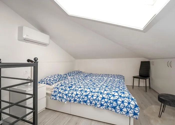 Luna Sol Semesterbostad Kaštelir