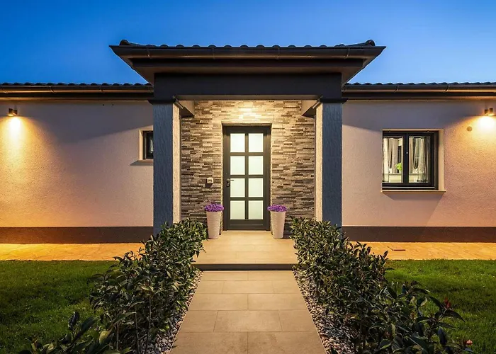 Semesterbostad Luna Sol Kaštelir